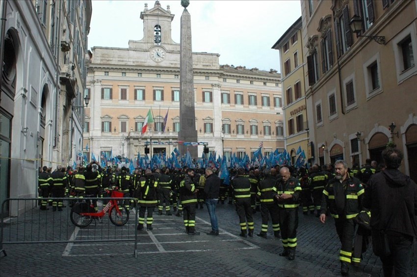 Anche i Vigili del fuoco di Vasto a Roma