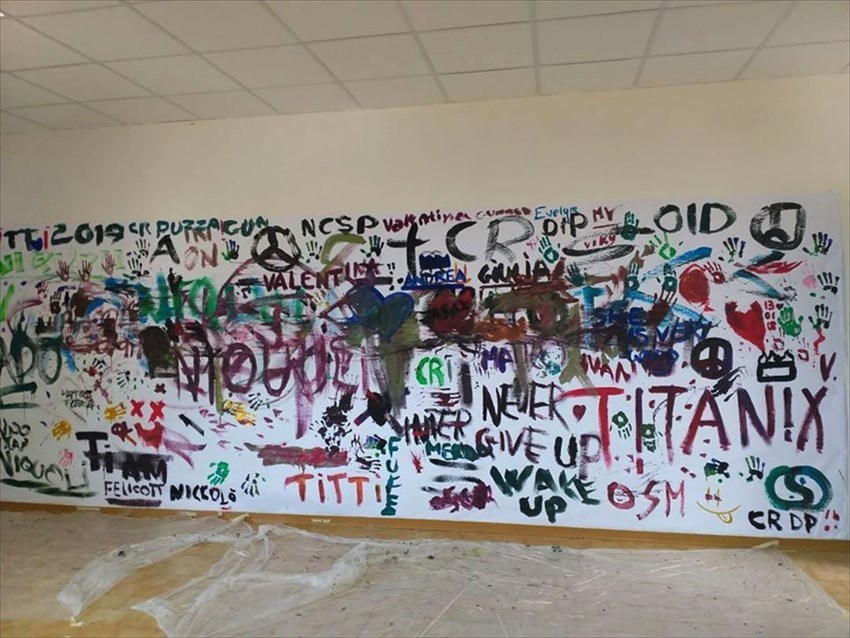 ​Casalbordino, liceo economico Spataro: "Il muro e le parole"