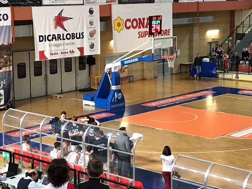 ​Prima sconfitta casalinga per la Vasto Basket, la Vigor Matelica si impone per 66 a 67