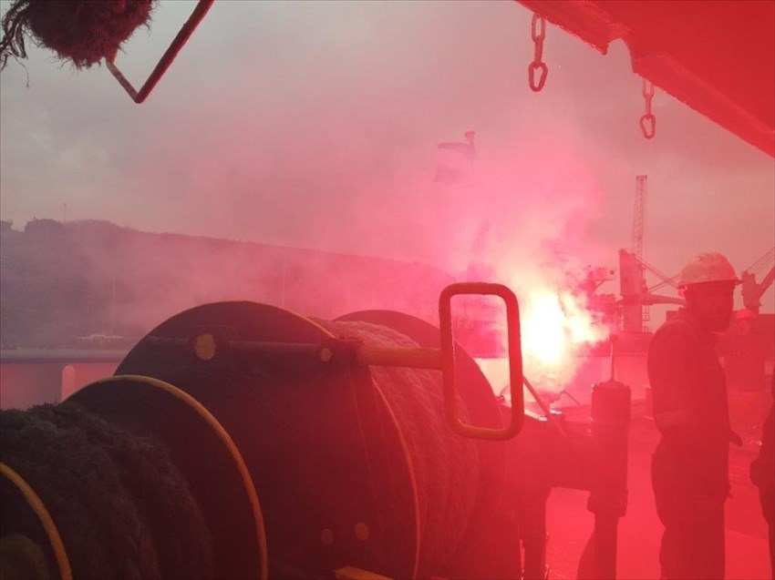 Feriti per un'esplosione e un incendio grave al Porto di Vasto: è una esercitazione