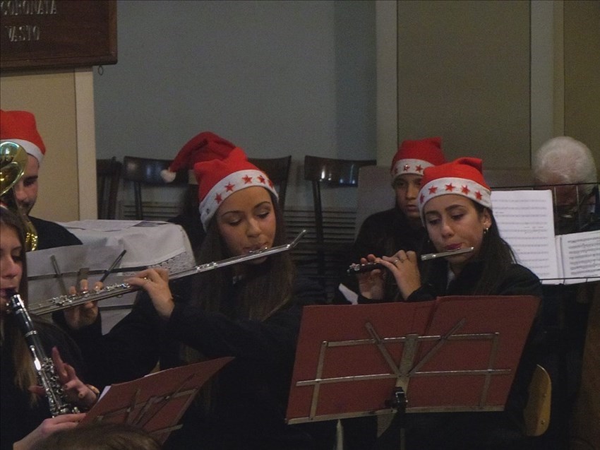Applausi per il concerto di Natale della banda "San Martino"