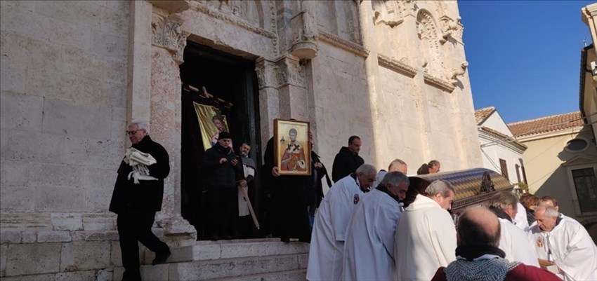 San Timoteo parte per Roma: il pellegrinaggio