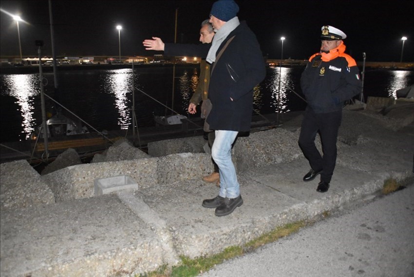 Nella Panda rossa sommersa al porto di Termoli c'è il corpo senza vita di Vicky Bucci