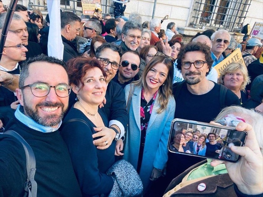 Movimento 5 Stelle di Vasto in massa a Roma per dire "Mai più vitalizi"