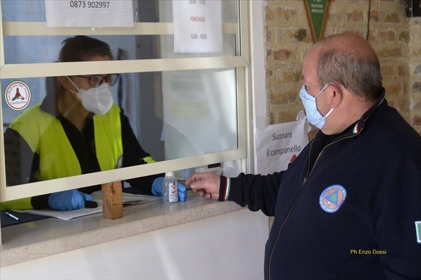A Casalbordino gel disinfettante gratuito disponibile nella sede della Protezione civile