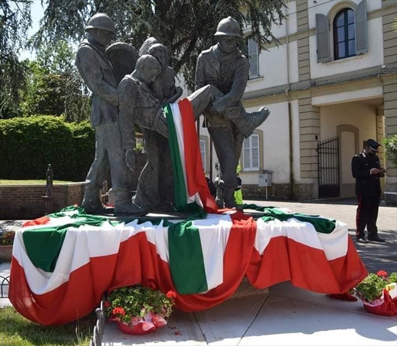 Anche Fossacesia ha celebrato il 74° anniversario della fondazione della Repubblica Italiana