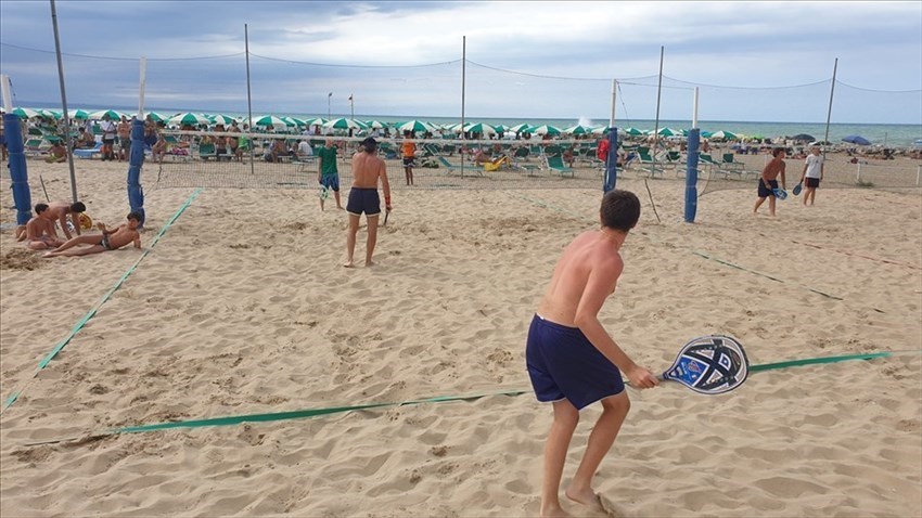 Agonismo e promozione turistica: che successo per il beach tennis Happiness