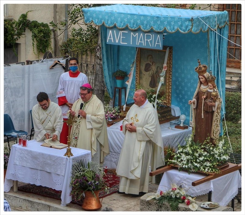 Casacalenda rinnova la festa della Madonna del Carmine. Messa celebrata da mons. Claudio Palumbo