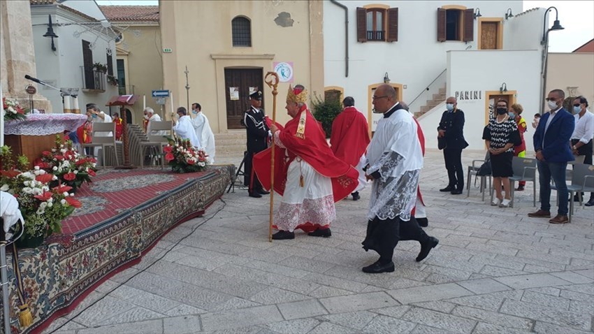 Il solenne pontificale di San Basso