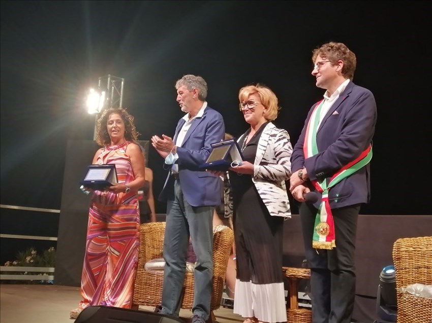 Premio Petroro a suor Alessandra: "La famiglia di provenienza non ostacoli lo sviluppo dei talenti”
