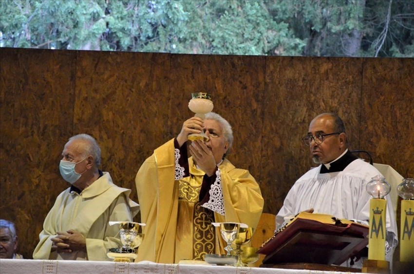 La messa per i 50 anni di sacerdozio di don Elio Benedetto a Canneto