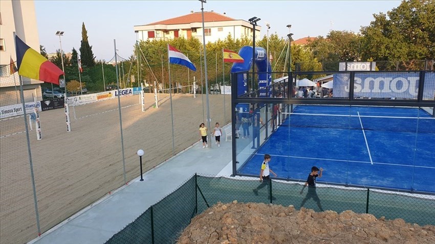 Dal beach tennis al padel, in via Asia i nuovi impianti sportivi
