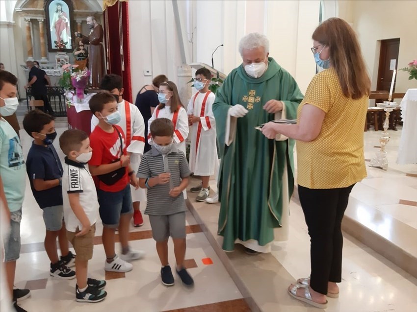 ​Apertura dell’anno scolastico: don Elio Benedetto affida al Signore i ragazzi e i giovani di Palata.
