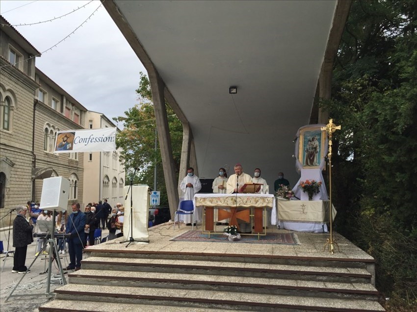Tanti pellegrini al Santuario diocesano "Madonna della Difesa" di Casacalenda