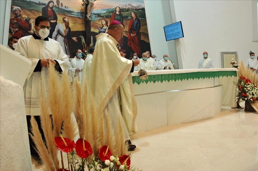 ​L'arcivescovo Forte lancia un messaggio di fratellanza nella prima tappa della Visita Pastorale